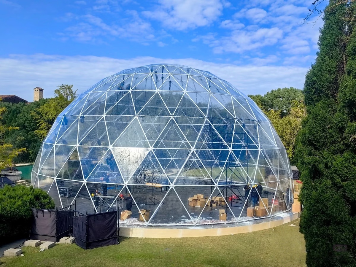 Transparent Dome Tents