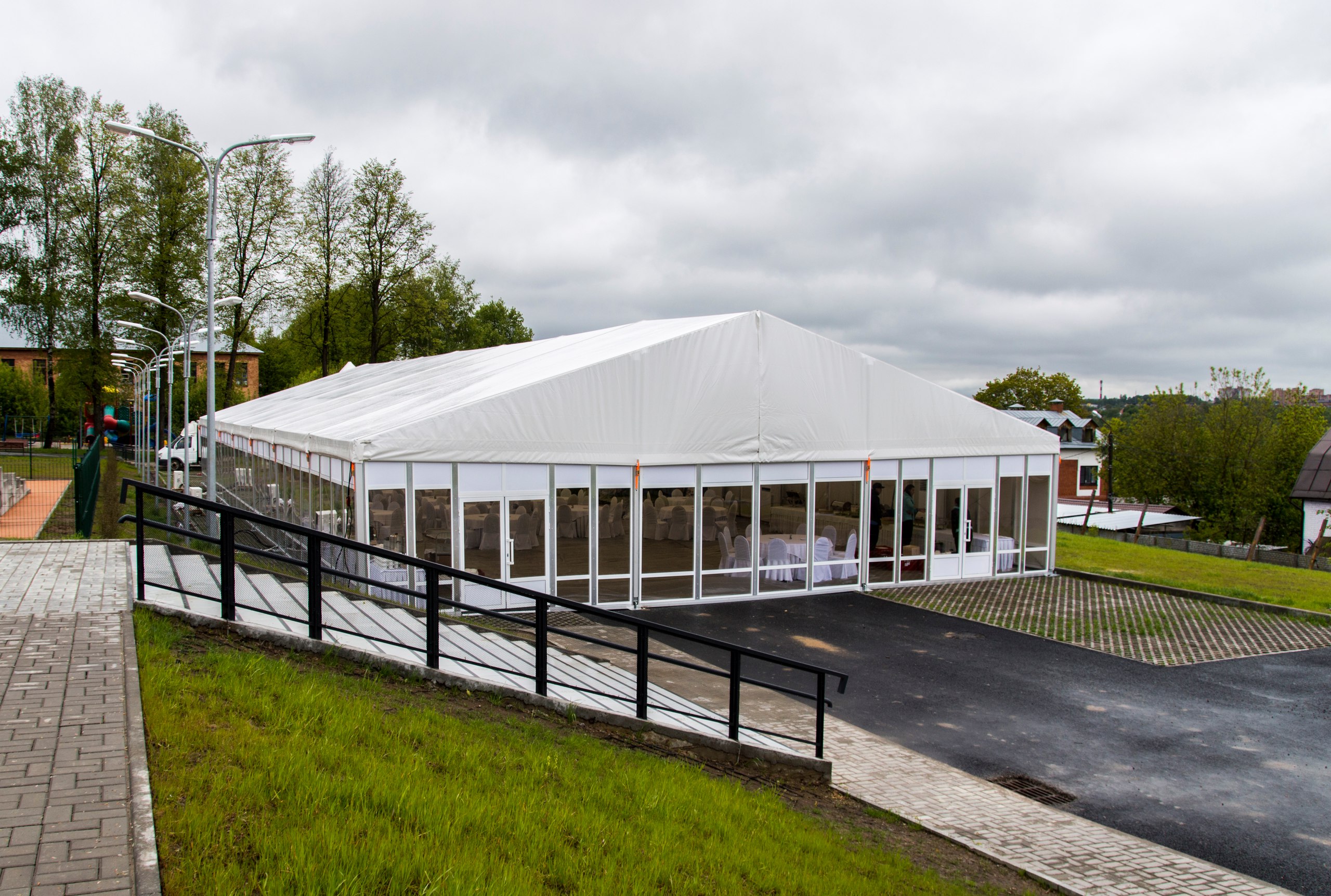 High End Dining Tent